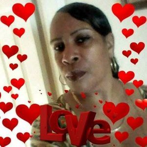 Meet your Posher, Yvette